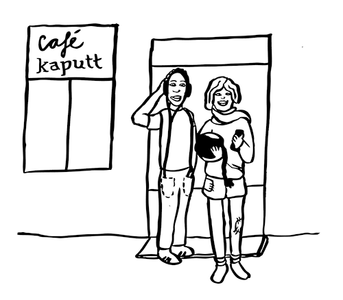 Eine Zeichnung in schwarz-weiß zeigt zwei Menschen, die vor der Tür des Café kaputt stehen und Gegenstände in den Händen halten.